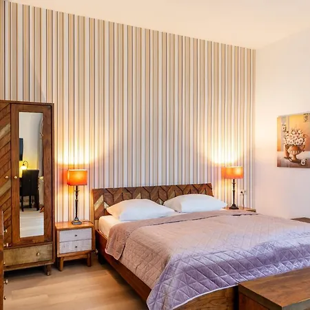 Schlossberg-hotel Garni Hotel 3*