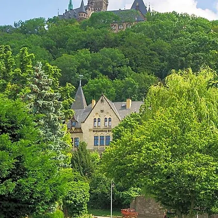 Hotel Schlossberg 3*
