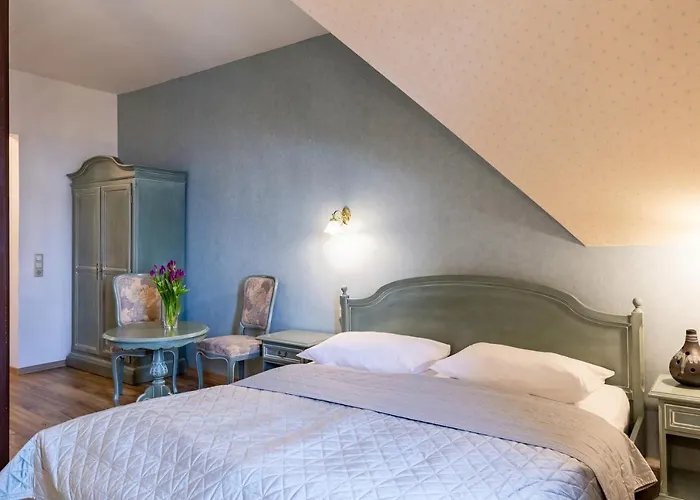 Schlossberg-hotel Garni 3*