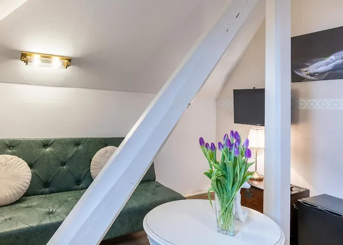 מלון Schlossberg-hotel Garni